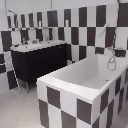 Chez Gwen Et Flo Bed & Breakfast Cholet